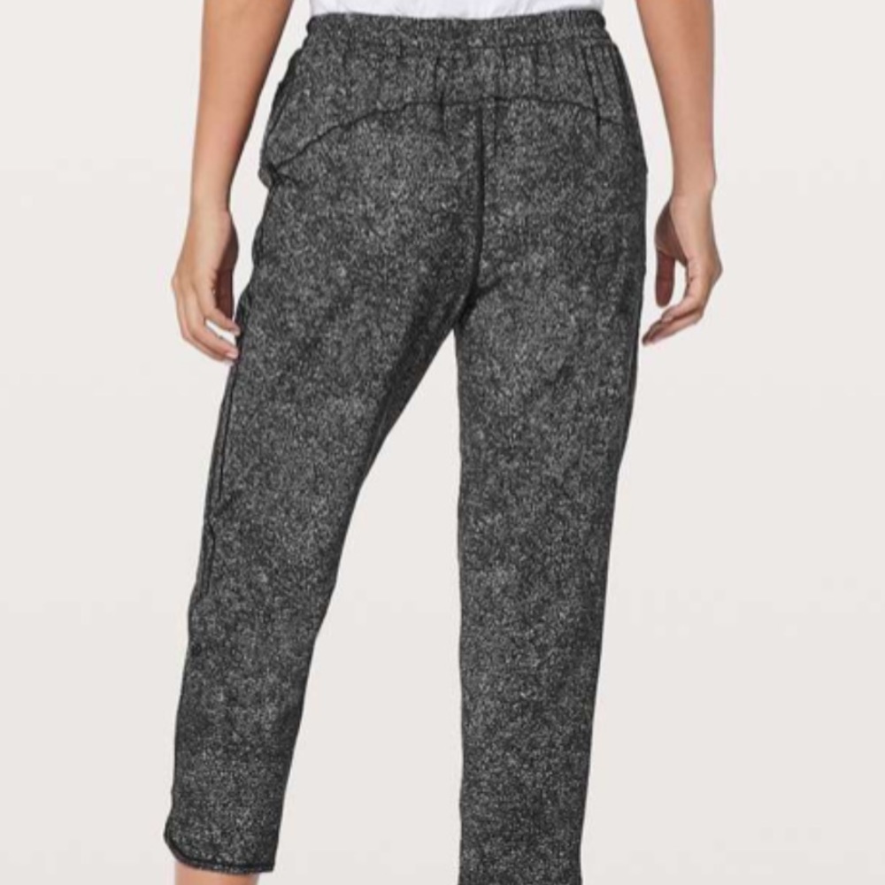 Lululemon Keep It Classic Crop - Picture 7 of 8